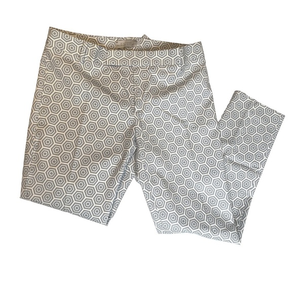 Slim Cropped Printed Pant 🤍 - Picture 1 of 10